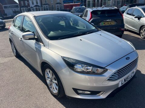 Ford Focus 1.0T EcoBoost Titanium Euro 6 (s/s) 5dr 1
