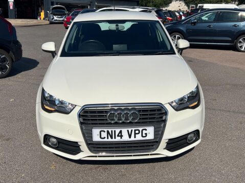 Audi A1 1.4 TFSI Sport Sportback S Tronic Euro 5 (s/s) 5dr 9