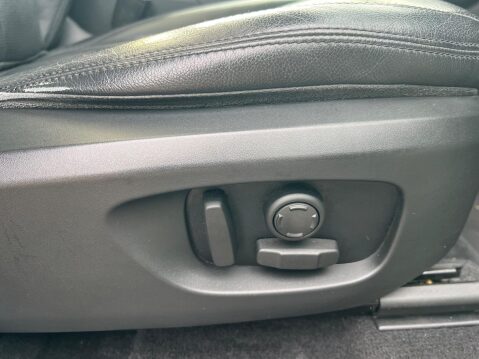 Land Rover Discovery Sport 2.0 TD4 Landmark Auto 4WD Euro 6 (s/s) 5dr 31