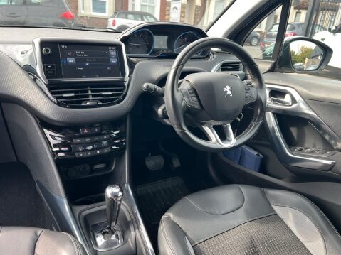 Peugeot 2008 1.2 e-VTi PureTech Allure EGC Euro 5 (s/s) 5dr 19