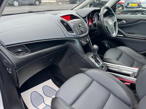 Vauxhall Zafira 2.0 CDTi Elite Auto Euro 5 5dr 23
