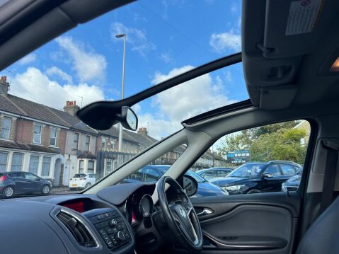 Vauxhall Zafira 2.0 CDTi Elite Auto Euro 5 5dr 19