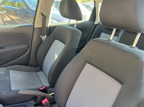 Volkswagen Polo 1.2 S Euro 5 5dr 15