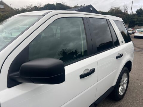 Land Rover Freelander 2 2.2 TD4 Black and White 4WD Euro 5 (s/s) 5dr 15