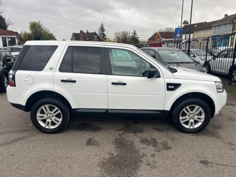 Land Rover Freelander 2 2.2 TD4 Black and White 4WD Euro 5 (s/s) 5dr 7