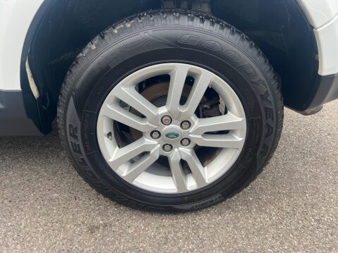 Land Rover Freelander 2 2.2 TD4 Black and White 4WD Euro 5 (s/s) 5dr 20