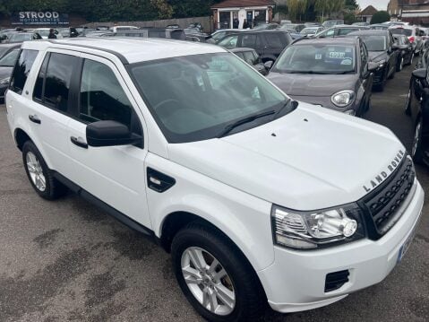 Land Rover Freelander 2 2.2 TD4 Black and White 4WD Euro 5 (s/s) 5dr 8