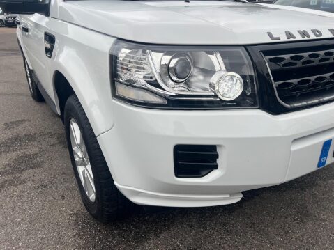 Land Rover Freelander 2 2.2 TD4 Black and White 4WD Euro 5 (s/s) 5dr 13