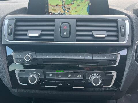 BMW 1 Series 1.5 118i Sport Euro 6 (s/s) 5dr 29