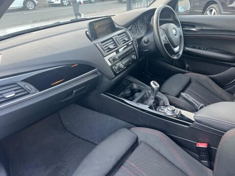 BMW 1 Series 1.5 118i Sport Euro 6 (s/s) 5dr 22