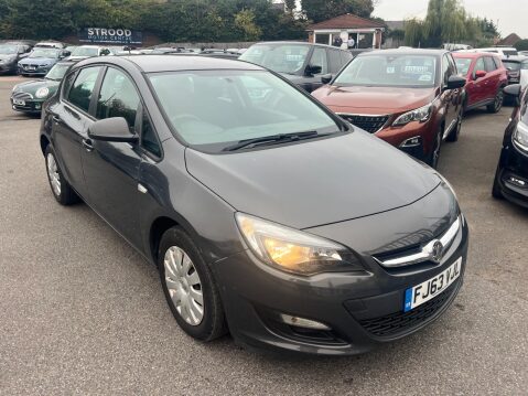 Vauxhall Astra 1.6 16v Exclusiv Auto Euro 5 5dr 1