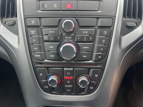 Vauxhall Astra 1.6 16v Exclusiv Auto Euro 5 5dr 19