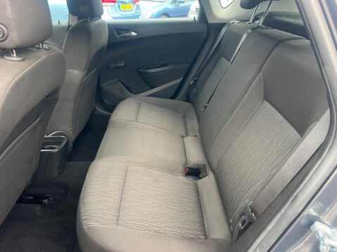 Vauxhall Astra 1.6 16v Exclusiv Auto Euro 5 5dr 26