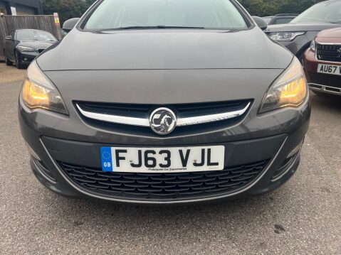 Vauxhall Astra 1.6 16v Exclusiv Auto Euro 5 5dr 6