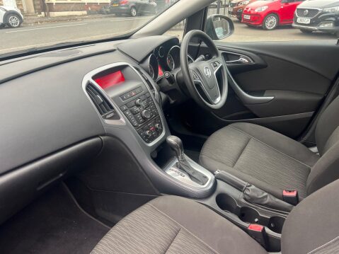 Vauxhall Astra 1.6 16v Exclusiv Auto Euro 5 5dr 12