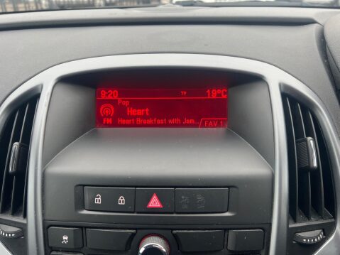 Vauxhall Astra 1.6 16v Exclusiv Auto Euro 5 5dr 18