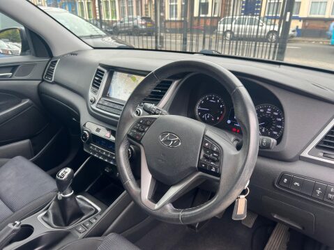 Hyundai TUCSON 1.6 GDi Blue Drive SE Nav Euro 6 (s/s) 5dr 15