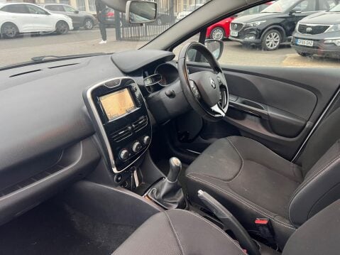 Renault Clio 0.9 TCe Dynamique Nav Euro 6 (s/s) 5dr 15
