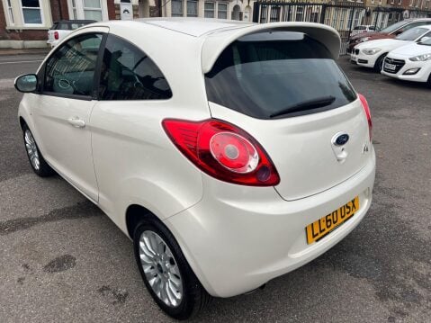 Ford Ka 1.2 Zetec Euro 5 (s/s) 3dr 4