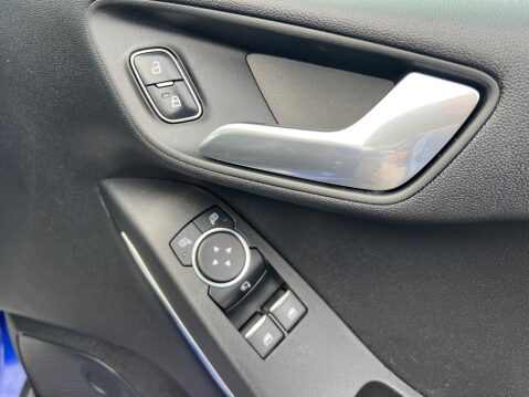 Ford Fiesta 1.0T EcoBoost ST-Line X Euro 6 (s/s) 3dr 31