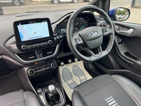 Ford Fiesta 1.0T EcoBoost ST-Line X Euro 6 (s/s) 3dr 23