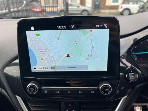 Ford Fiesta 1.0T EcoBoost ST-Line X Euro 6 (s/s) 3dr 33