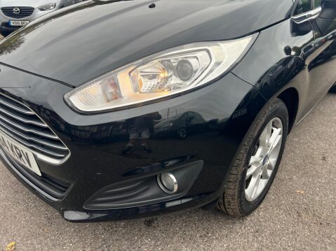 Ford Fiesta 1.0T EcoBoost Zetec Euro 5 (s/s) 3dr 10