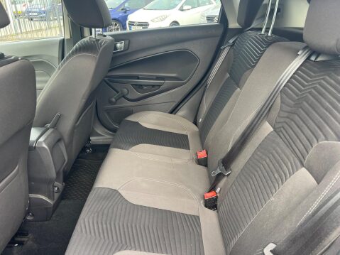 Ford Fiesta 1.0T EcoBoost Titanium Euro 5 (s/s) 5dr 24