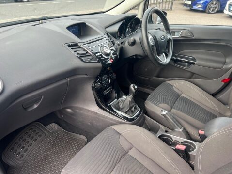 Ford Fiesta 1.0T EcoBoost Titanium Euro 5 (s/s) 5dr 20