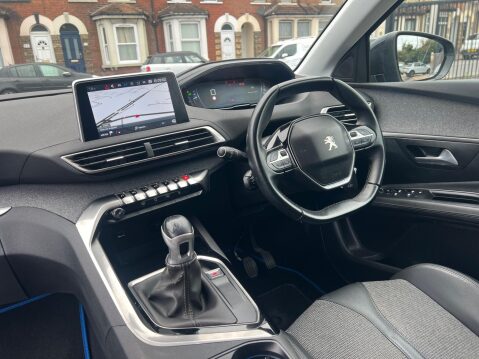 Peugeot 3008 1.2 PureTech Allure Euro 6 (s/s) 5dr 19