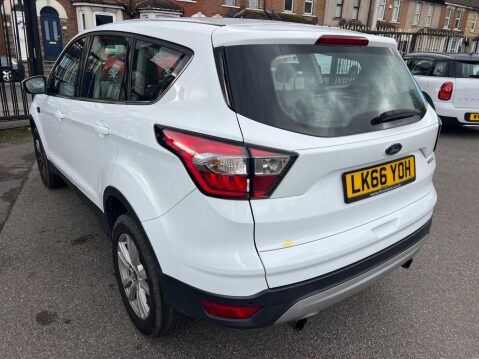 Ford Kuga 1.5T EcoBoost Zetec Auto AWD Euro 6 (s/s) 5dr 4