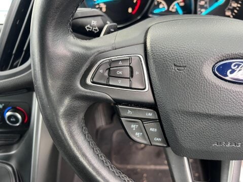 Ford Kuga 1.5T EcoBoost Zetec Auto AWD Euro 6 (s/s) 5dr 17