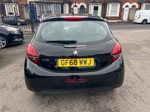 Peugeot 208 1.2 PureTech Signature Euro 6 (s/s) 5dr 5
