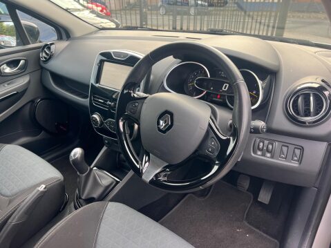 Renault Clio 0.9 TCe Dynamique S MediaNav Euro 5 (s/s) 5dr 15