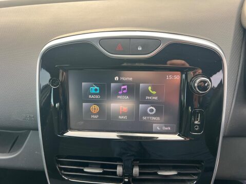 Renault Clio 0.9 TCe Dynamique S MediaNav Euro 5 (s/s) 5dr 27
