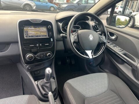 Renault Clio 0.9 TCe Dynamique S MediaNav Euro 5 (s/s) 5dr 20