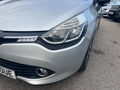Renault Clio 0.9 TCe Dynamique S MediaNav Euro 5 (s/s) 5dr 11