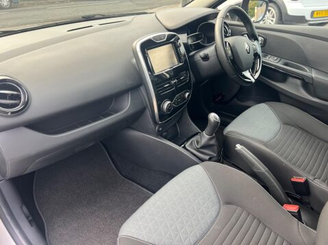 Renault Clio 0.9 TCe Dynamique S MediaNav Euro 5 (s/s) 5dr 19