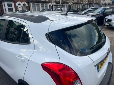 Vauxhall Mokka 1.6i Exclusiv 2WD Euro 6 (s/s) 5dr 12