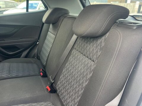 Vauxhall Mokka 1.6i Exclusiv 2WD Euro 6 (s/s) 5dr 22