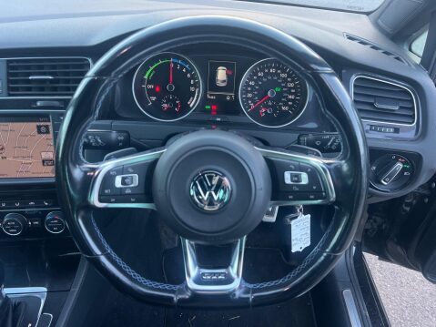 Volkswagen Golf 1.4 TSI GTE DSG Euro 6 (s/s) 5dr 19