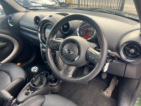 Mini Countryman 1.6 Cooper ALL4 Euro 6 (s/s) 5dr 17