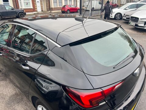 Vauxhall Astra 1.0i Turbo ecoTEC SRi Euro 6 (s/s) 5dr 17