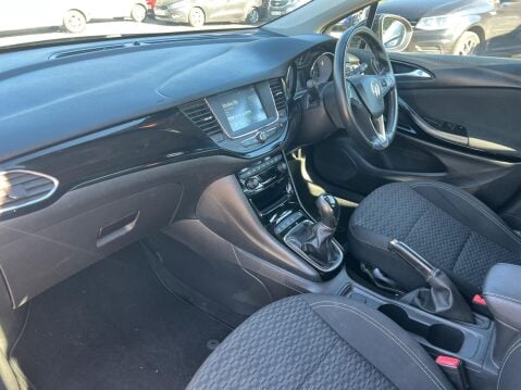 Vauxhall Astra 1.0i Turbo ecoTEC SRi Euro 6 (s/s) 5dr 18