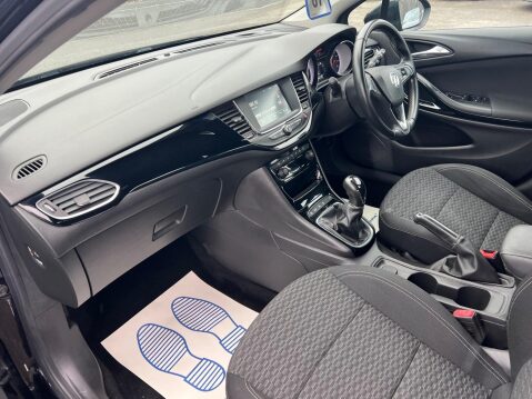 Vauxhall Astra 1.0i Turbo ecoTEC SRi Euro 6 (s/s) 5dr 23
