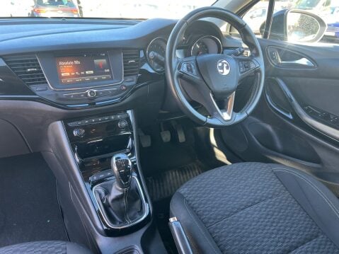 Vauxhall Astra 1.0i Turbo ecoTEC SRi Euro 6 (s/s) 5dr 17
