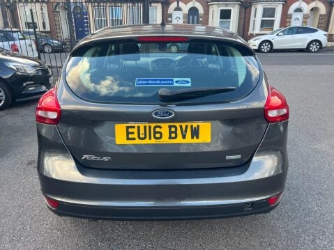 Ford Focus 1.0T EcoBoost Zetec Euro 6 (s/s) 5dr 5