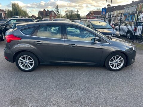 Ford Focus 1.0T EcoBoost Zetec Euro 6 (s/s) 5dr 7