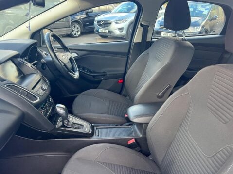 Ford Focus 1.6 Titanium Powershift Euro 6 5dr 23