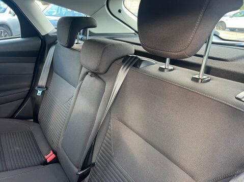 Ford Focus 1.6 Titanium Powershift Euro 6 5dr 26